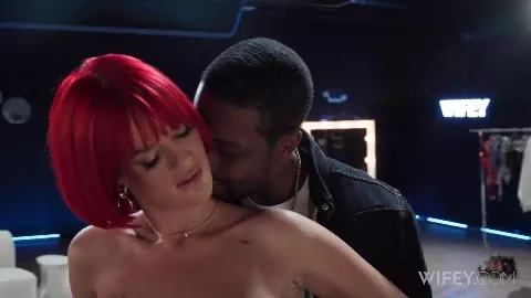 Redheaded Hotwife Goes Crazy For BBC in HD - Samantha Sinz