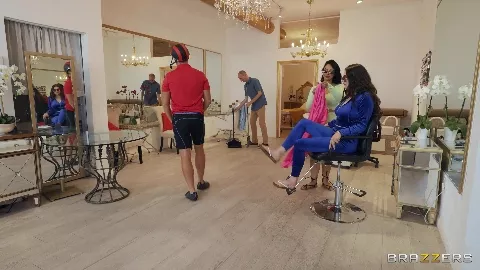 Beauty Salon Boner Bonanza in 4K - Alyx Star & Lauren Pixie