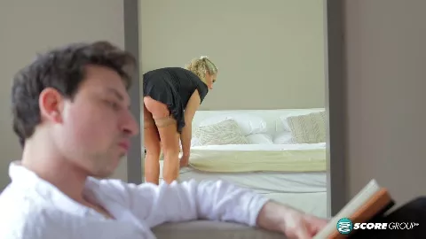French maid Victoria Nova, 54, gets ass-fucked