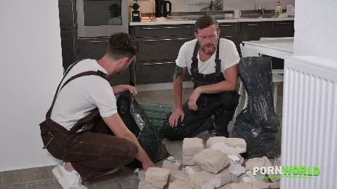 Horny MILF Olivia del Rio Entices Construction Workers Into Fucking Her DP