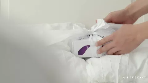 Real Orgasms - Isabella De Laa