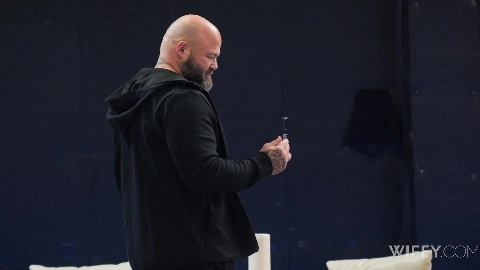 Wifey - Peach And Dan - Redheaded Hotwife Gets BBC Tag Teamed