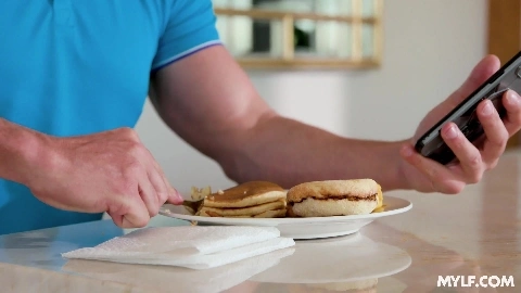 Aaliyah Love - AskYourMother