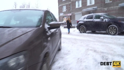 Debt4k E03 Rose Wild