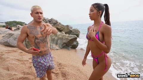 Threesome On The Public Beach 2 - Lia Lin