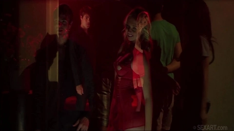 Molly Bennett - SexArt - Red Light District