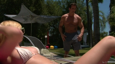 It's Okay She's My Stepdaughter 11 - Molly Bennett