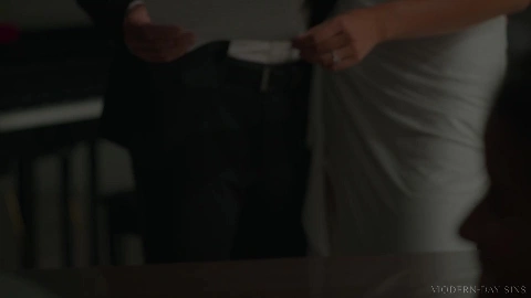 ModernDaySins - Gizelle Blanco - Wedding Day Display