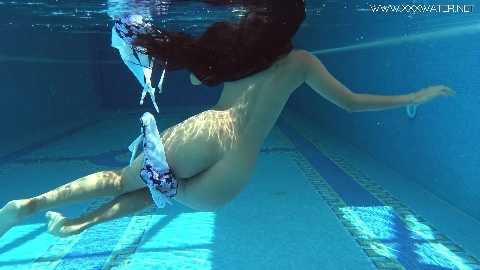 Andreina loves swimming naked when alone