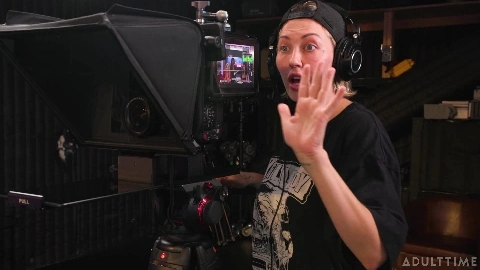 Oopsie - Destiny Mira Ariel Demure and Avery Lust - This Just In