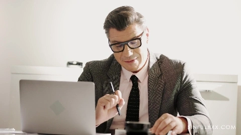 Miss Sally And Karina King - SinfulXXX