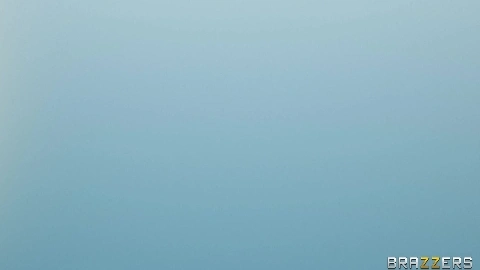 Lexi Lore Shes For The Streets - BrazzersExxtra