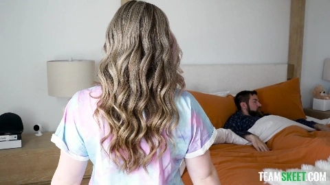 Eva Nyx - ExxxtraSmall