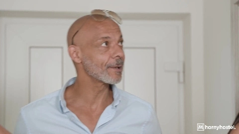 Samantha Cruuz And Linda Baker - HornyHostel