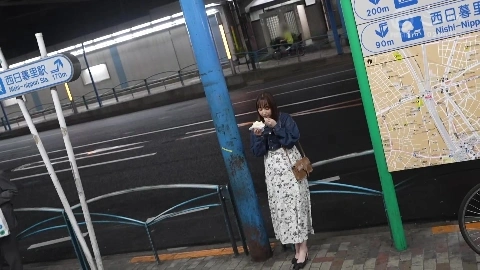 FFT-010 Plump Voluptuous Married Woman, Fair-skinned Beautiful Breasts E-cup, Singing Sister Nina Suzuno, 25 Years Old *Authorized By Her Husband, AV Debut