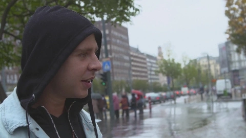 Cum In Mouth Treat For Cute French Traveler Jessie Volt