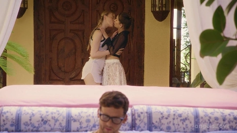 AngelsLove - Liz Ocean And Polly Yangs - Slow Juicing