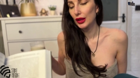 The stepmother seduced her stepson by coming to his room in only a towel - Saint Virgin