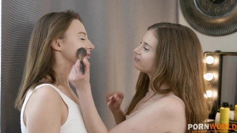 Share A Cock In The Make-Up Room - Kylie Green, Bella Grey