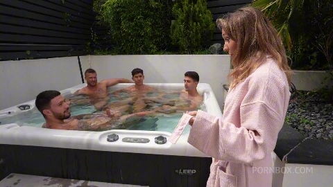 Ivy Maddox - LegalPorno