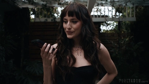 Lana Smalls River Lynn And Ravyn Alexa - PureTaboo