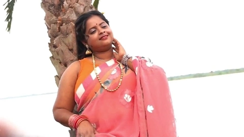 Big Boobs Indian Beautiful Bhabhi Seduced And Fuck