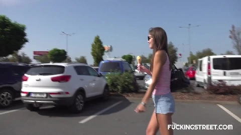 Cheating girlfriend fucks dude for money